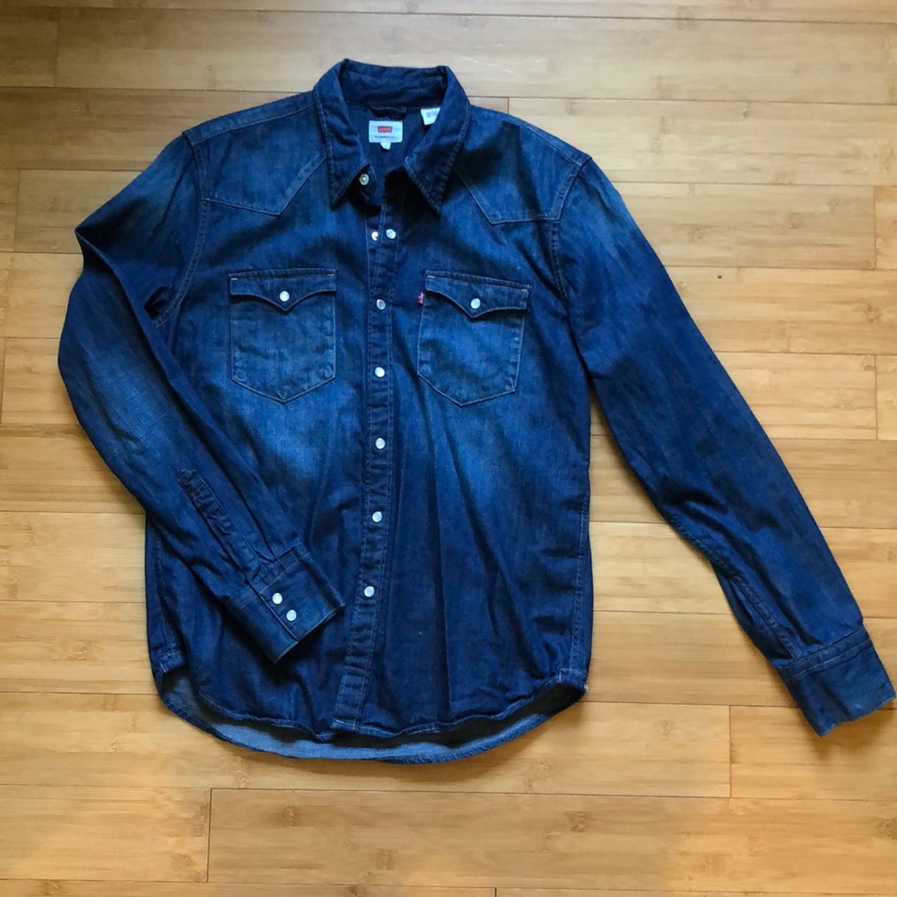 Levi’s button up.
